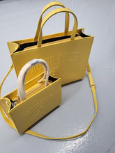Load image into Gallery viewer, The Aggie Pride NC A&amp;T Premium Purse
